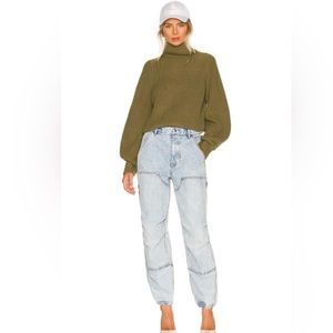L’Acadamie Olive Green Sweater